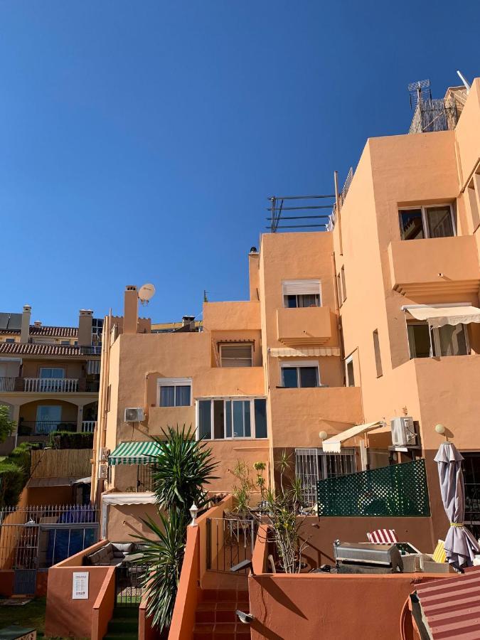 Cozy Rooms In Terraced House Fuengirola Kültér fotó