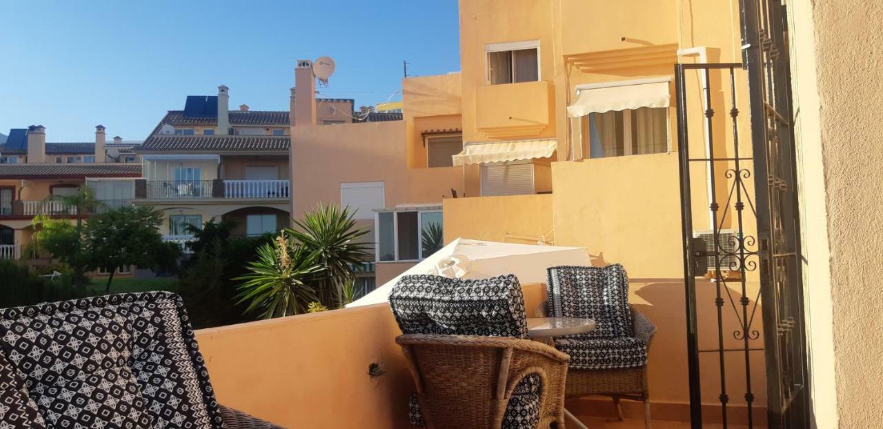 Cozy Rooms In Terraced House Fuengirola Kültér fotó